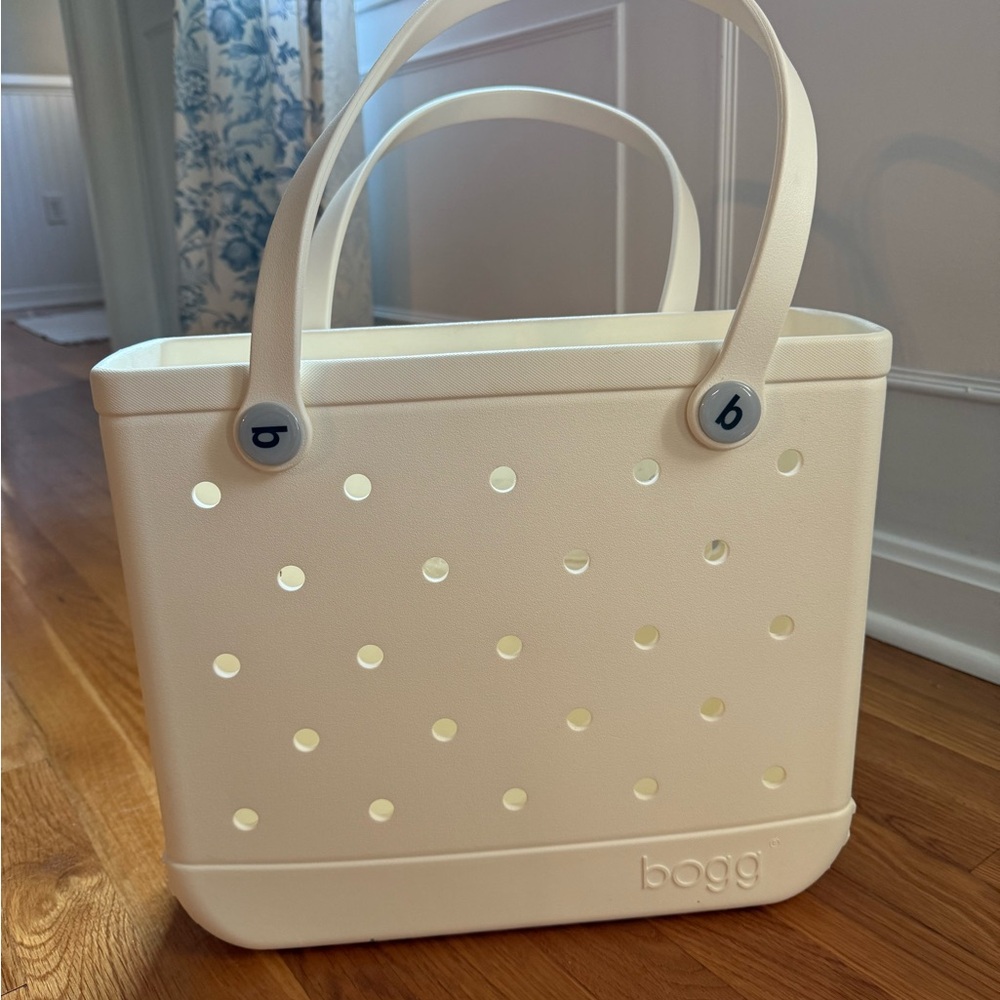 BOGG BAG Cream Tote Durable Waterproof Design